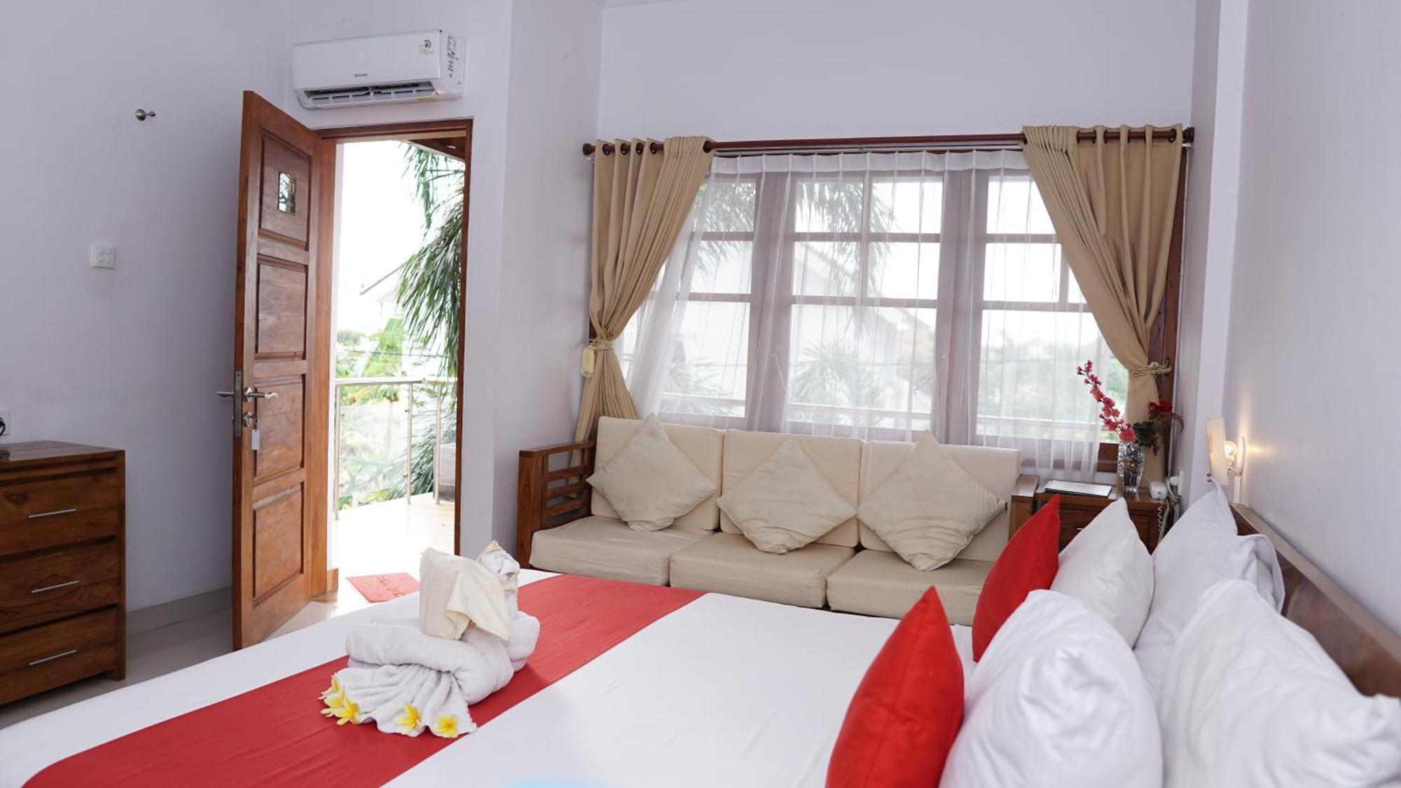 Grand Raka Homestay Lovina  Exterior photo